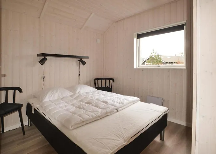Three-bedroom In Tatil Evi Glesborg