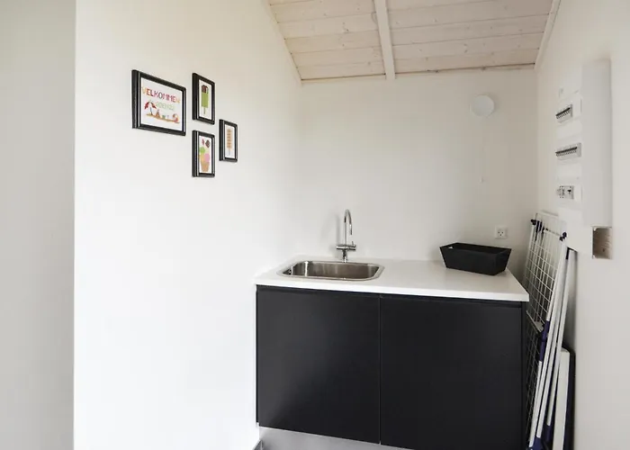 Tatil Evi Three-bedroom In Glesborg